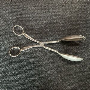 Vintage serving tongs salad silver plated utensil